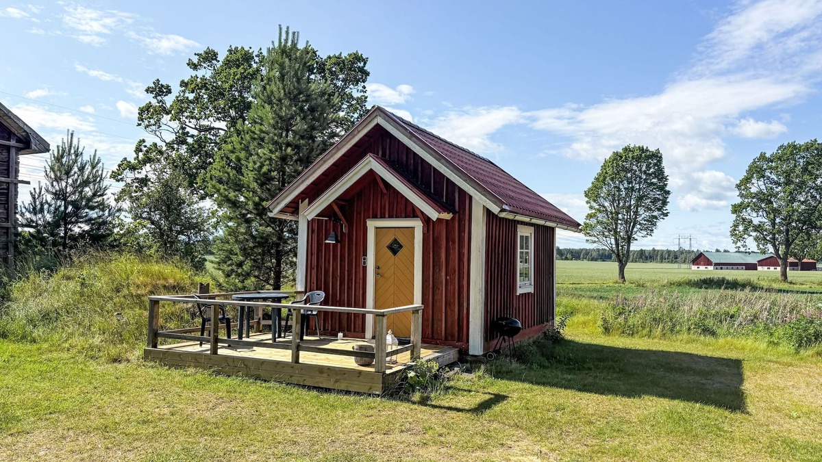 Kumla House | Skyberga Torp Lilla stugan by Interhome