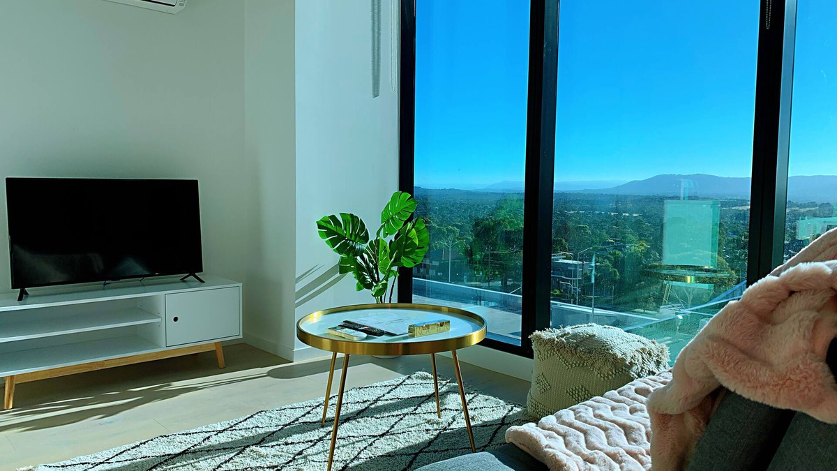 Glen Waverley Apartment | Skygarden Luxury 2-bed, 2-bath Apartment With Free Parking in Central Location