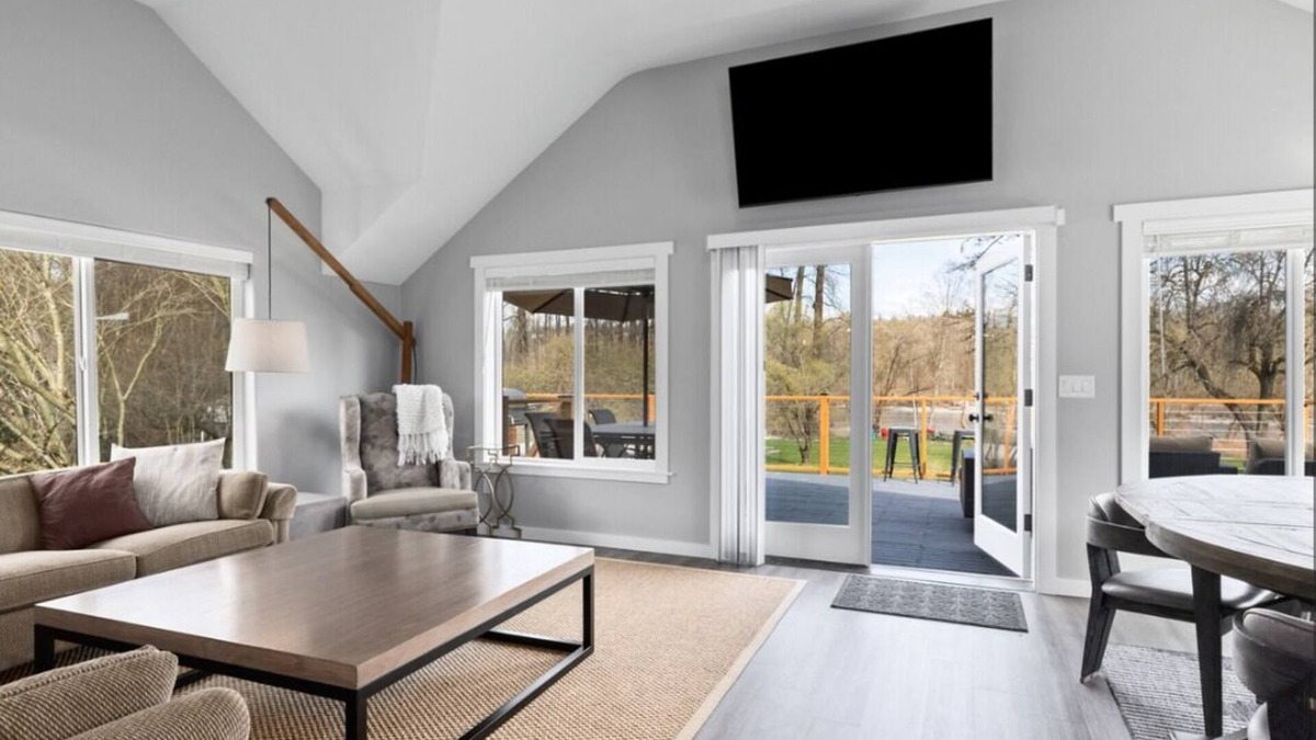 Monroe House | Skykomish River Estate - Private Beach, Sleeps 12, 5 Acres!