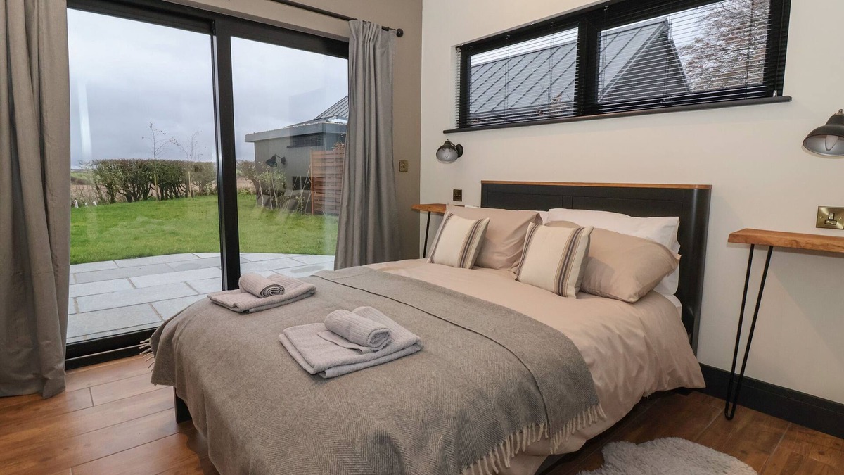 Low Catton Cottage | Skylark