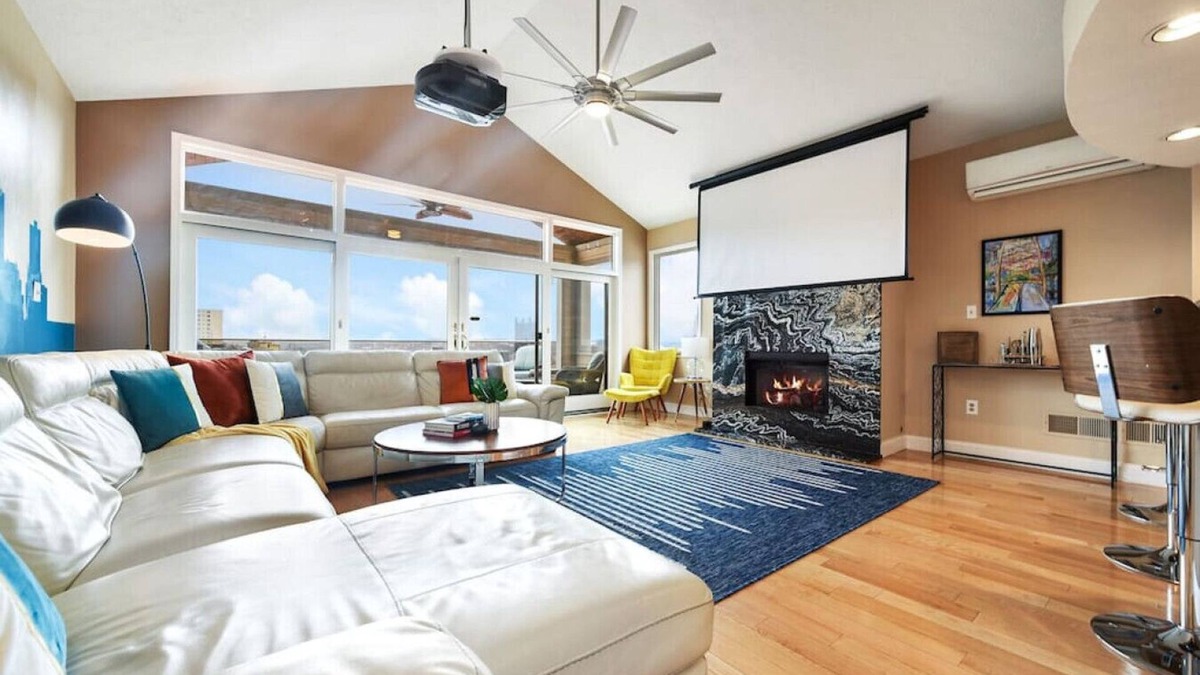 Mount Washington House | Skyline Views ★ Stunning Balconies ★ Luxe Home!