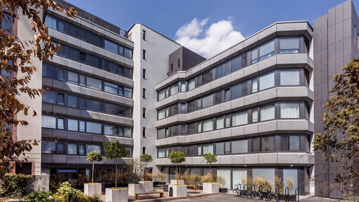 Bahnhofsviertel Apartment | Skyreach BizzStay
