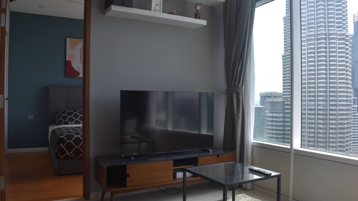Kuala Lumpur City Centre Apartment | Skysuites KLCC view