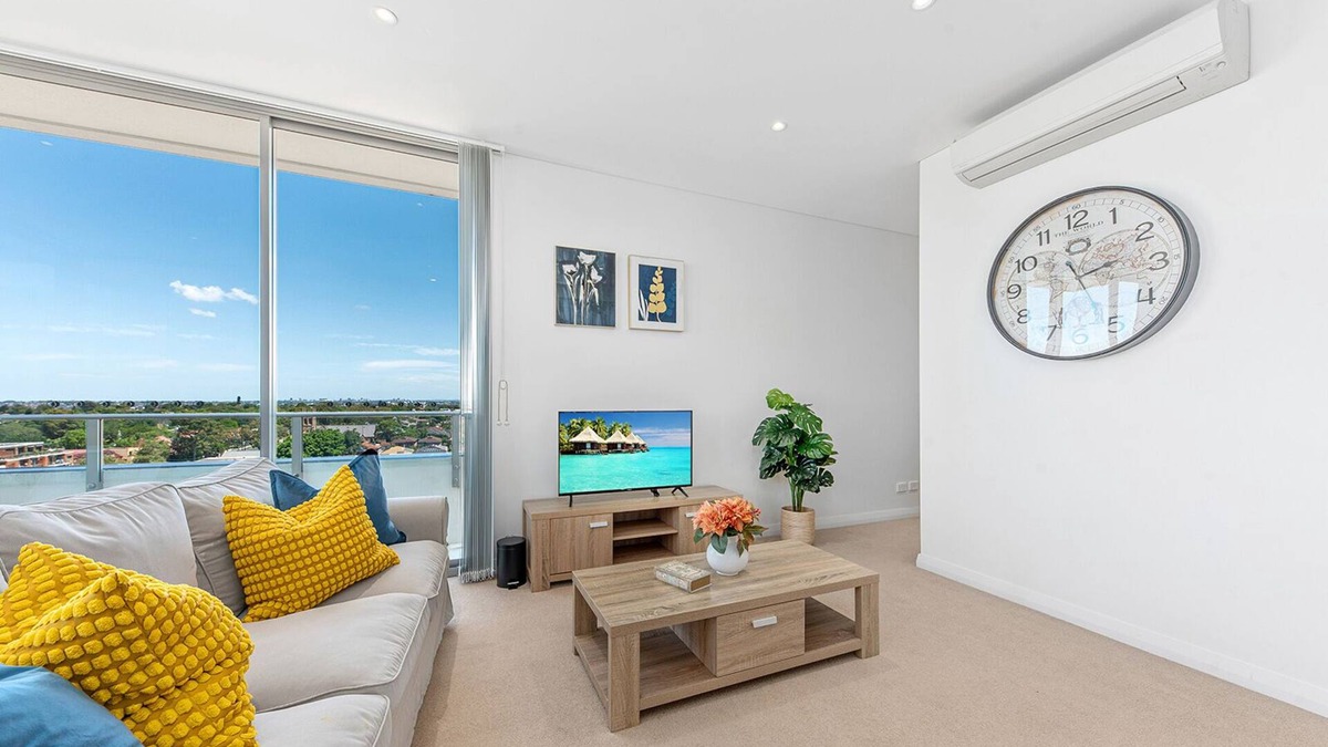 Burwood Apartment | Skyview Comfy Apt in Centre of Burwood