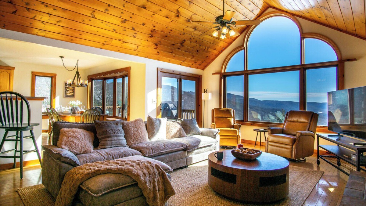 Mountain Base House | Skywalker Meadow 3 BR Home: True Retreat!