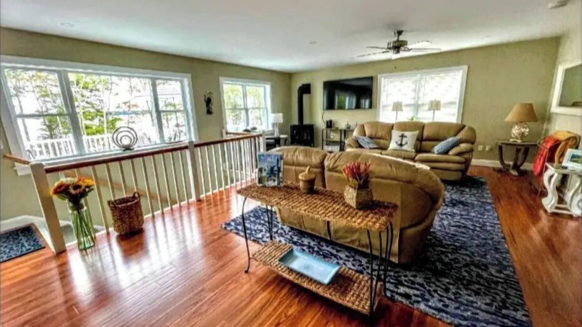Corea House | Slack Tide Carriage House- Oceanfront & Brand new. Exceptional!