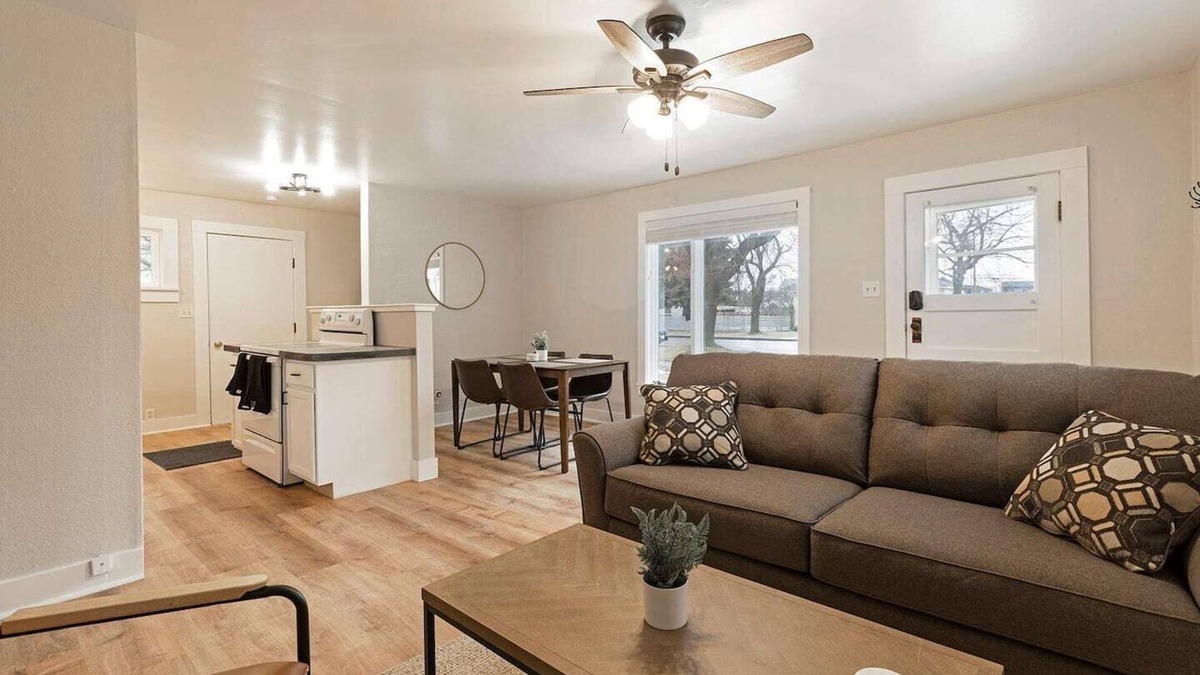Rose Park House | Slant Streets Bungalow - Close proximity to The Hip Strip, Downtown Missoula and UM.