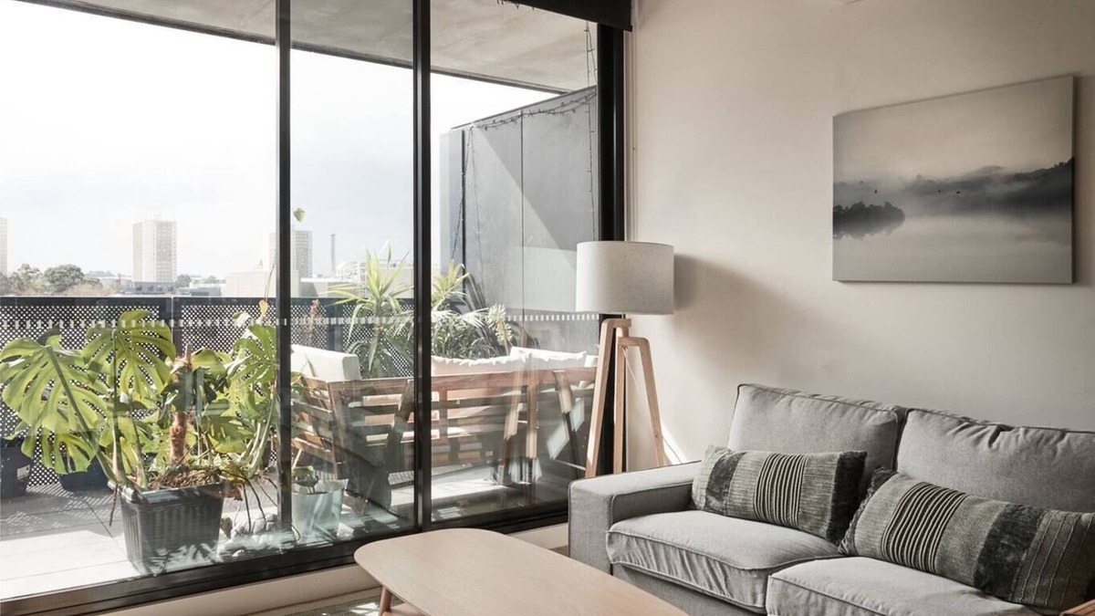 Richmond Apartment | Slate Splendour Style meets Comfort on Bridge Road
