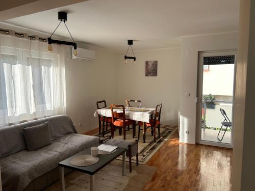 Vranje Apartment | Slatki Snovi - Novi apartman u centru Vranja - FREE PARKING