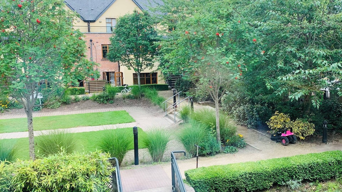 Castleknock Apartment | Slavia !