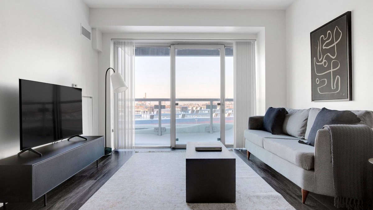 East Cambridge Apartment | Sleek East Cambridge 1BR w/Gym & W/D, near Lechmere Stn, by Blueground