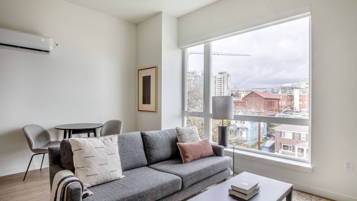 Yesler Terrace Apartment | Sleek First Hill 1BR w/Gym, BBQ & Lounge, nr soccer field, by Blueground