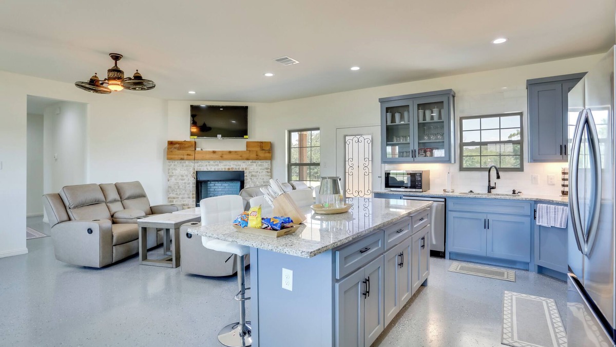 Jacksboro House | Sleek Jacksboro Home w/Fireplace + Patio!