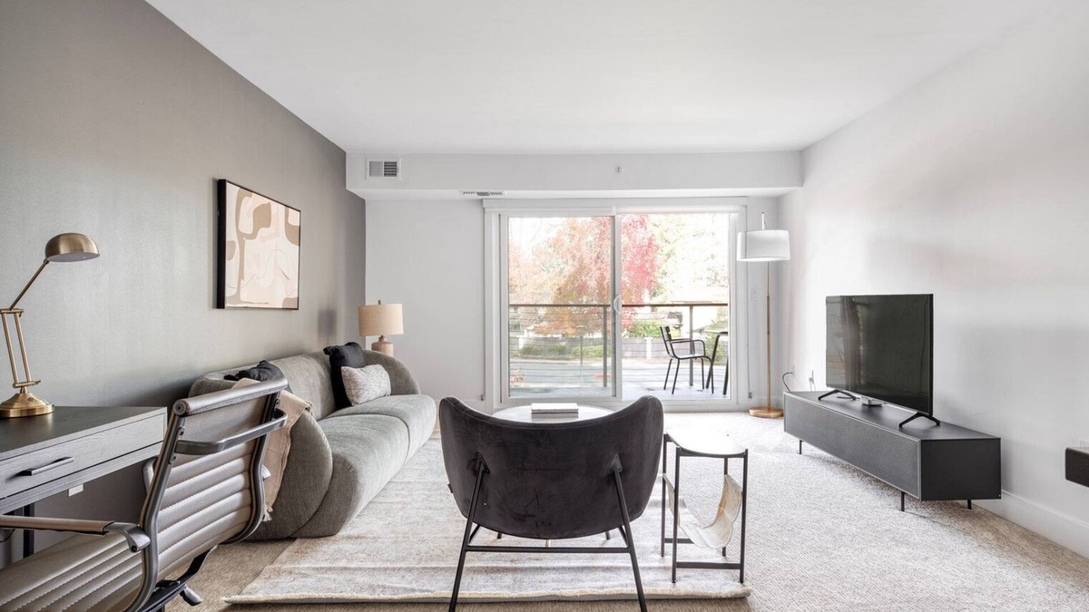 Sharon Heights Apartment | Sleek Menlo Park 2BR w/Pool, W/D, Gym, near 82, 101, 280, by Blueground