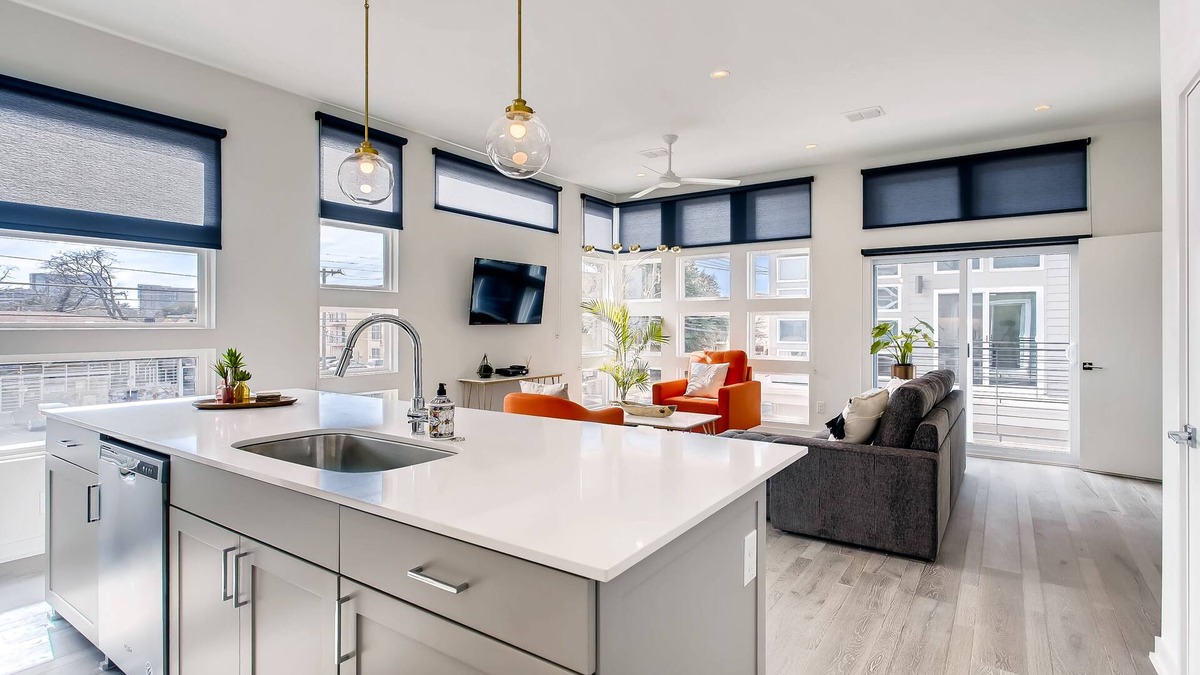 Knox - Henderson House | Sleek New Luxury Home in Prime Uptown Location!