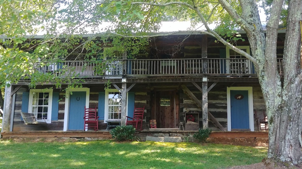 Rogersville Cabin | Sleep In A Bit Of History. Welcome To An 1860 Log Cabin And Idle Hour Farm.