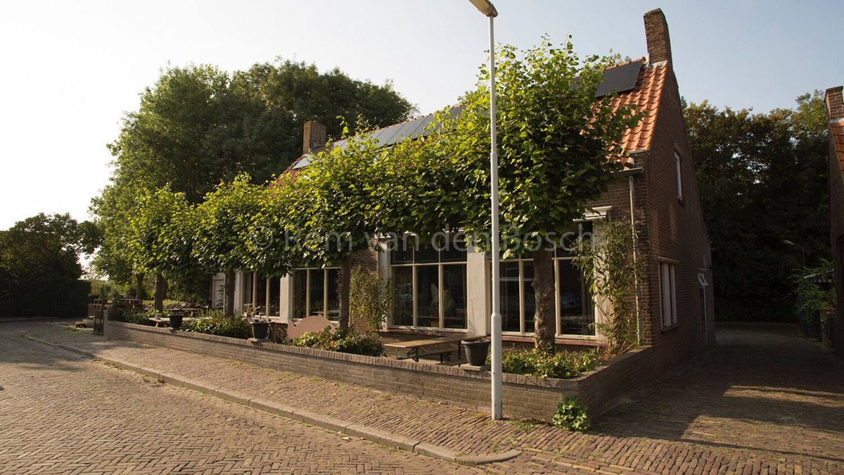Ellewoutsdijk House | Sleep in an inspiring environment