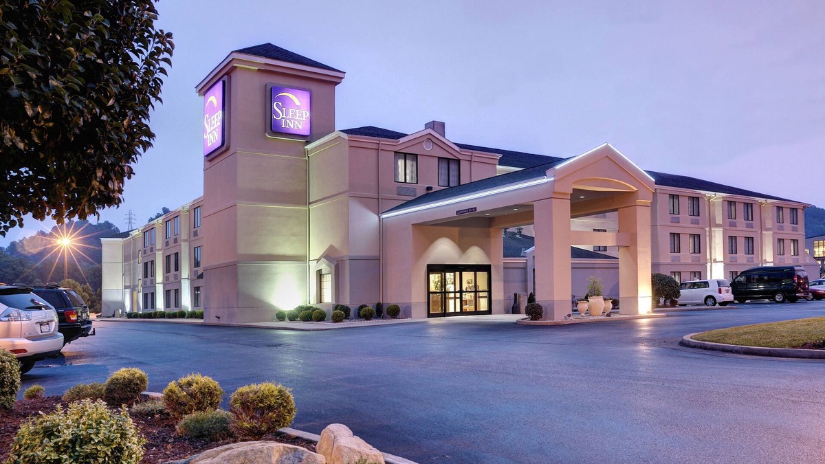Cross Lanes Hotel | Sleep Inn & Suites Cross Lanes - South Charleston