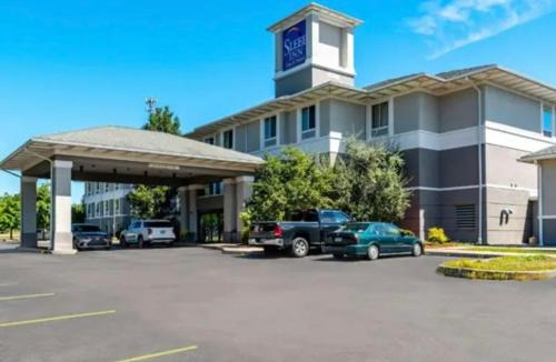 Dunmore Hotel | Sleep Inn & Suites Dunmore