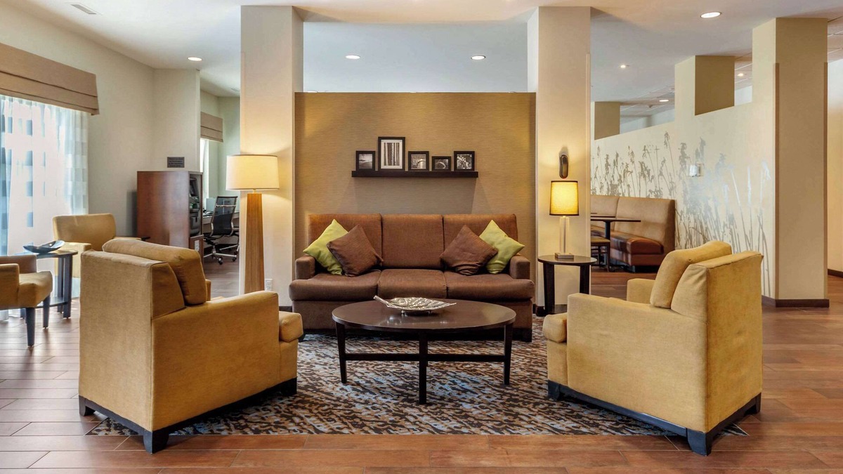 Fargo Hotel | Sleep Inn & Suites Fargo Medical Center