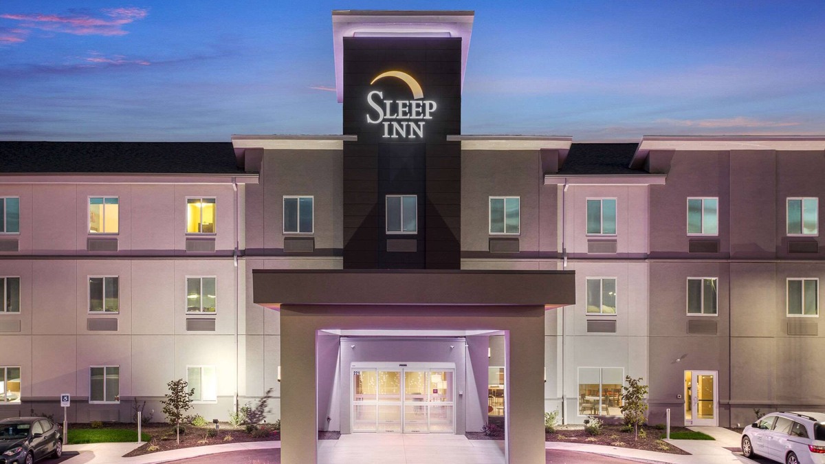 Webb City Hotel | Sleep Inn & Suites Webb City