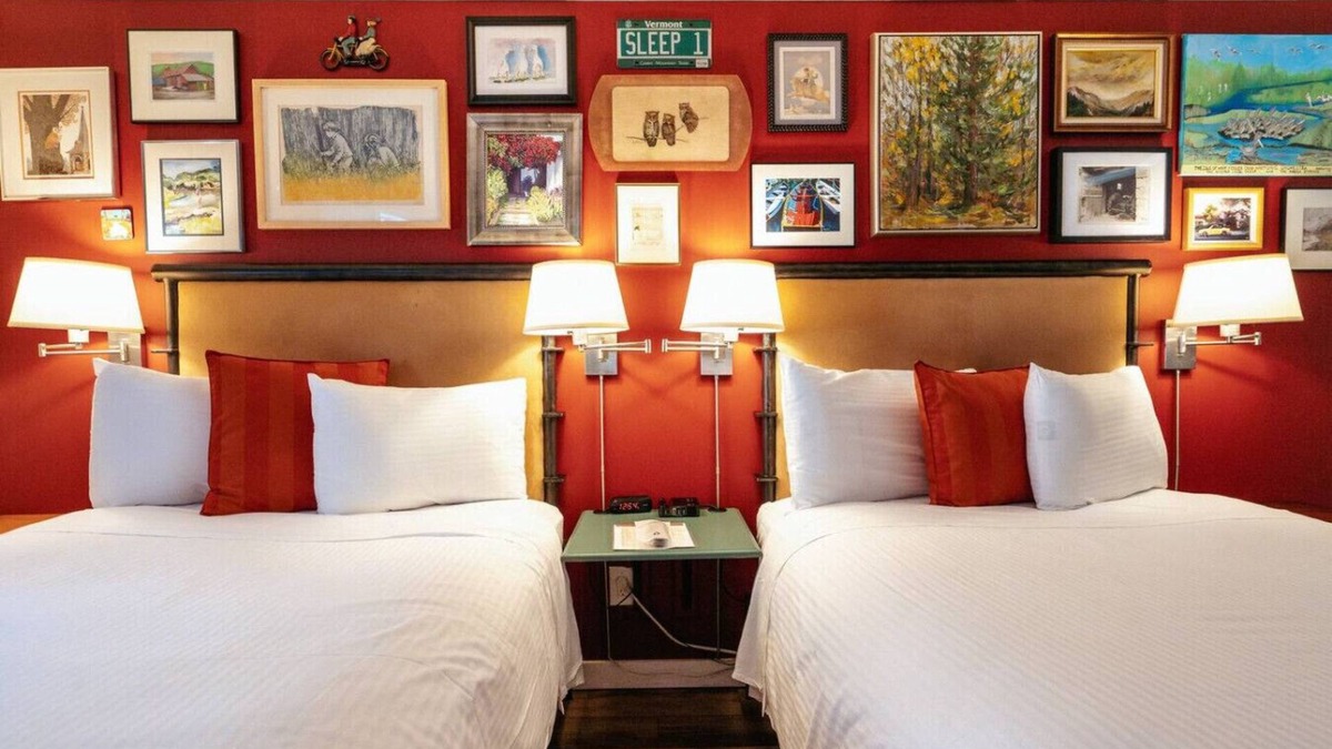 South Woodstock Hotel | Sleep Woodstock - 2 Double Beds - Dog Friendly