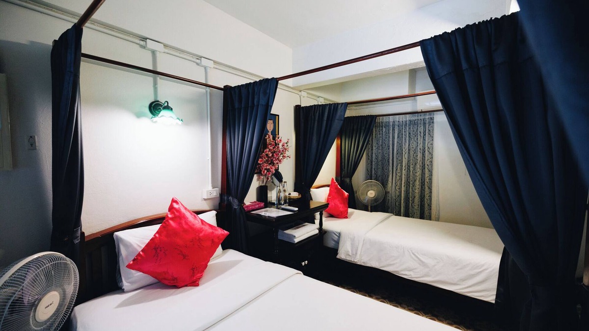 Trang House | Sleeper House