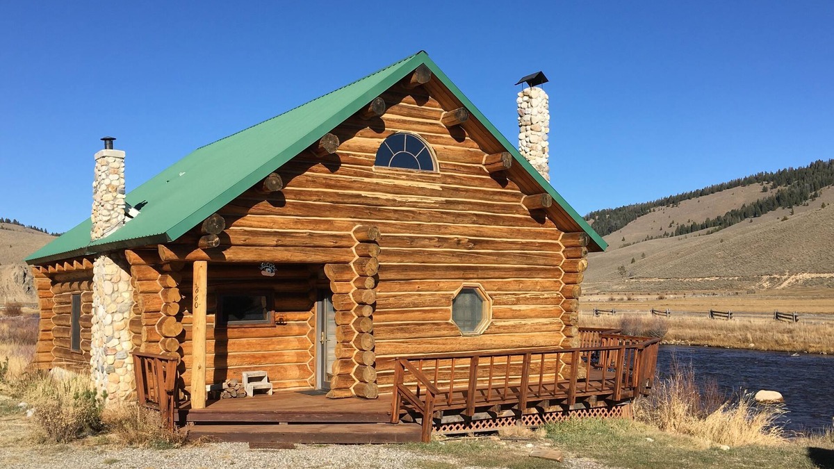 Stanley Cabin | Sleeping. by a River?