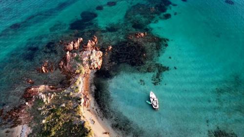 Tiriddo Boat Rental | Sleeping in the bay on my boat