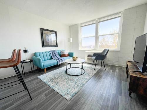 Corryville Apartment | Sleepover Downtown Cincinnati 1BD 1BA Apartments