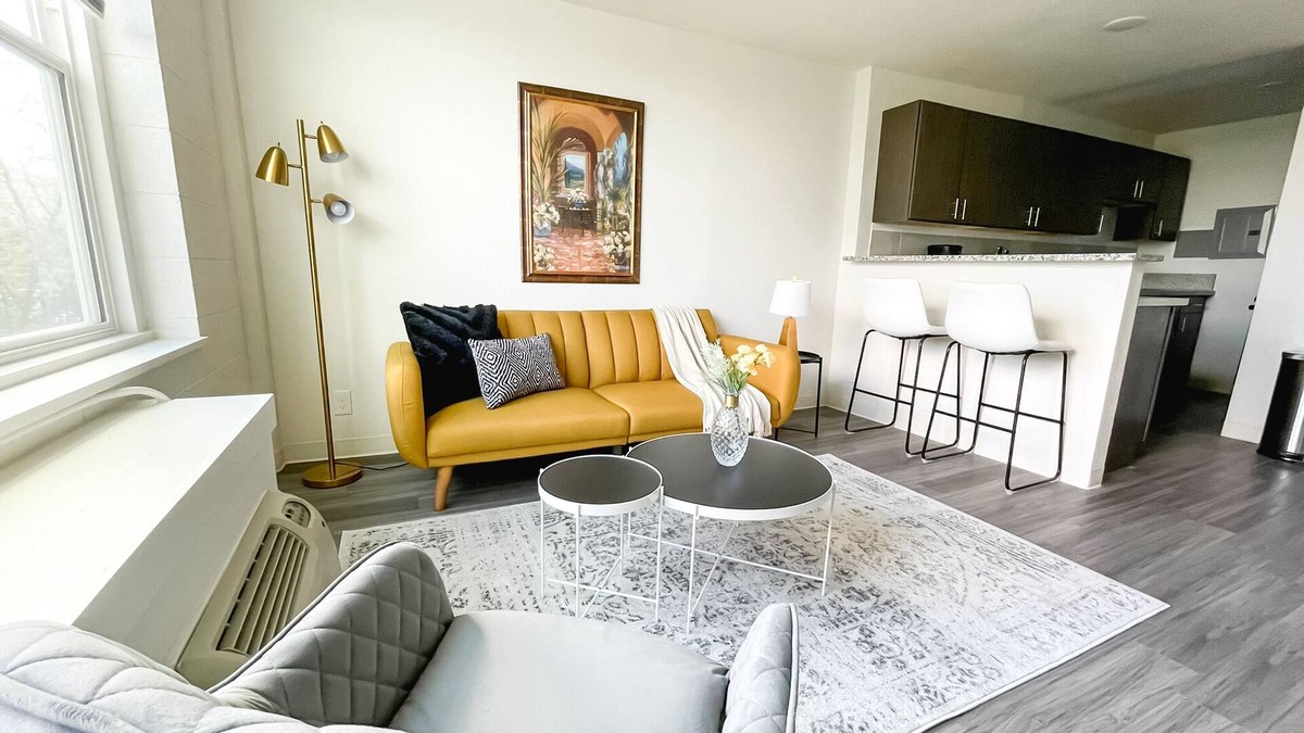 Corryville Apartment | Sleepover: Luxurious 1BD/1BA + Gym - Cincinnati