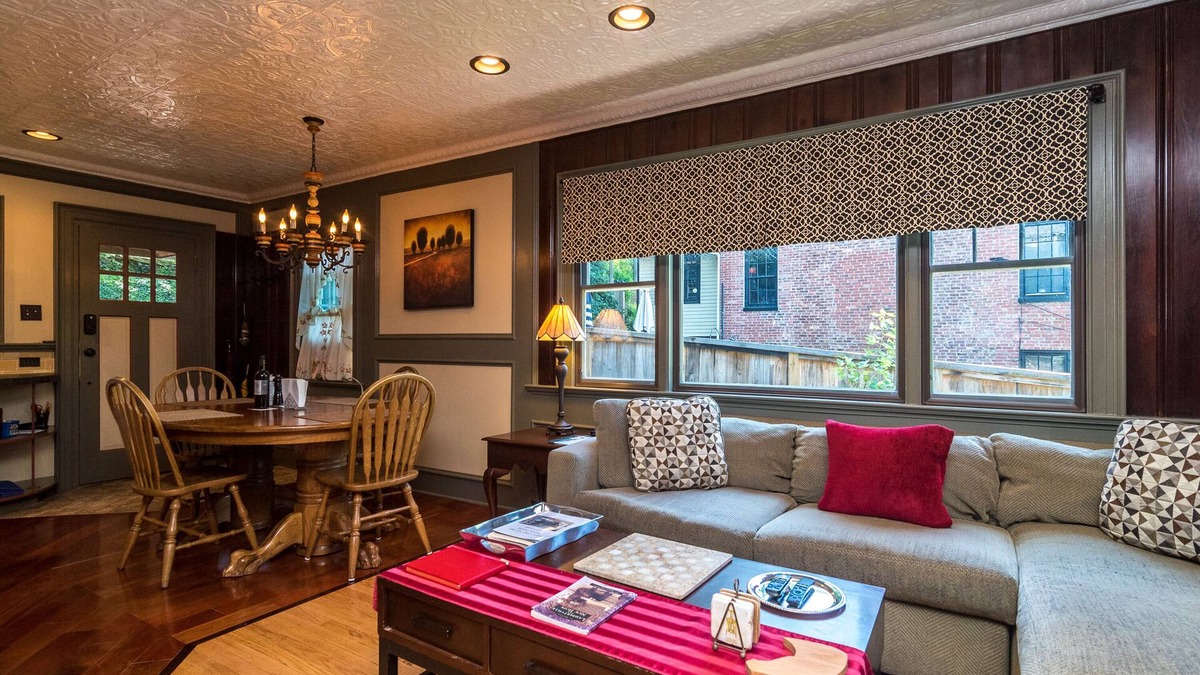 Lambertville House | Sleeps 10 - 3 bedroom house all to yourself