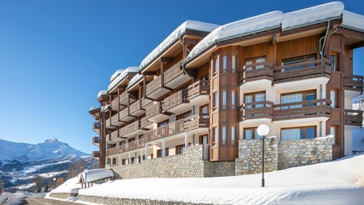 Doucy-Combelouviere Condo | Sleeps 10! Mountain Escape in Valmorel | 2BR Apt