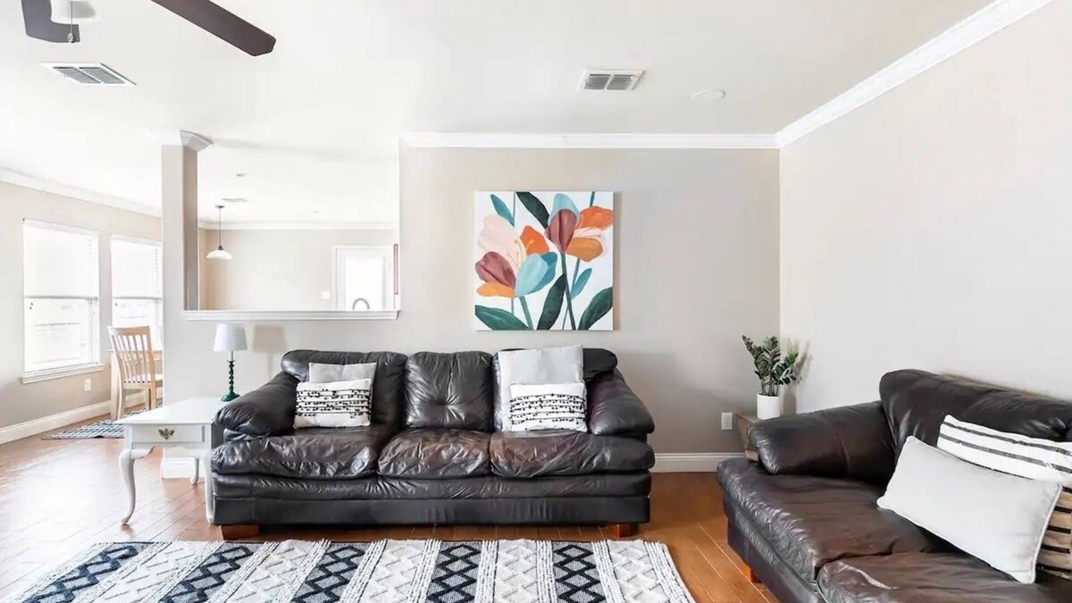 Fate House | Sleeps 10*Pet Friendly*Kid Friendly*Near Dallas