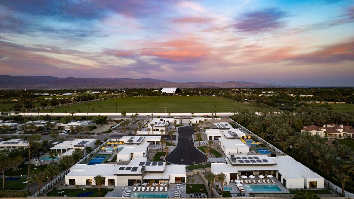 La Quinta House | Sleeps 116 | 44 Bedrooms | The Reserve Full Buyout by AvantStay