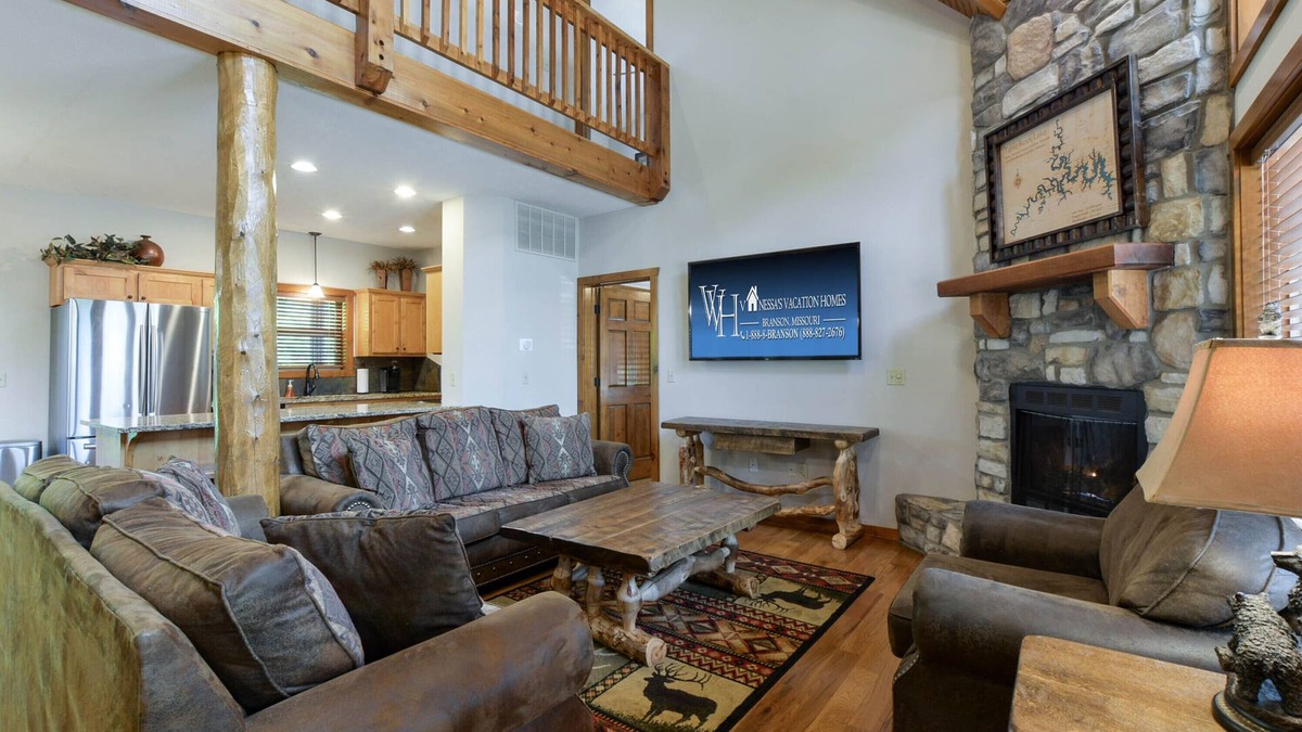 Indian Point House | Sleeps 22 - 8 King Beds - Next to SDC! - Indoor Pool -Vanessa's Vacation Homes