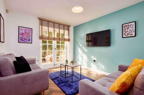 Headingley Apartment | Sleeps 6 - Corporate & Family Stays - FREE Parking & WiFi