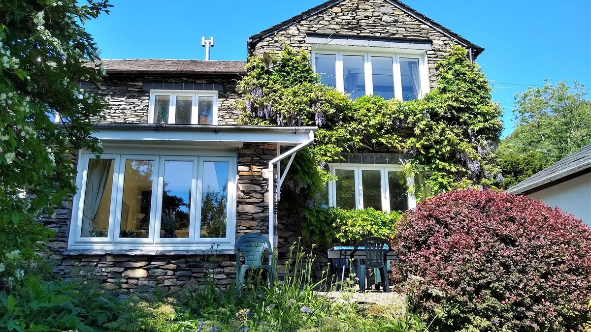 Satterthwaite Cottage | Sleeps 6 guests in 3 bedrooms