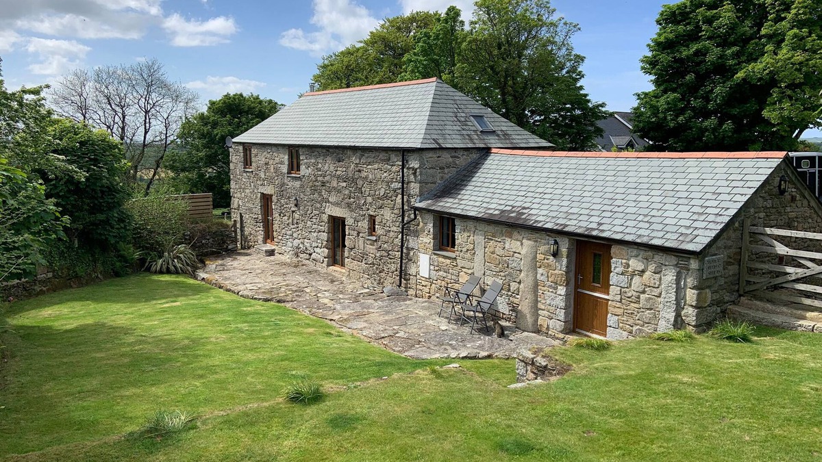 Blisland House | SLEEPY FOX, pet friendly, character holiday cottage in Blisland