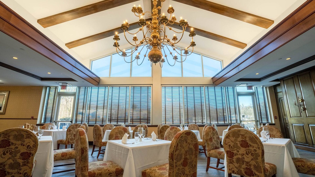 Tarrytown Hotel | Sleepy Hollow Hotel