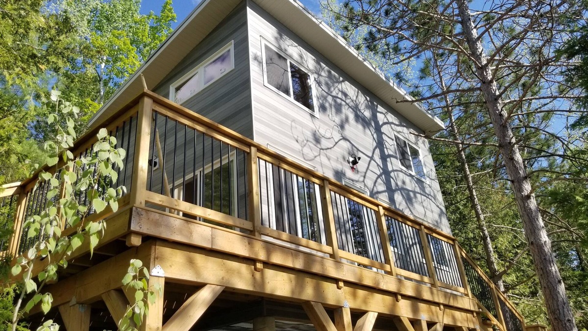 Minden Hills Cottage | Sleepy Pines waterfront cottage