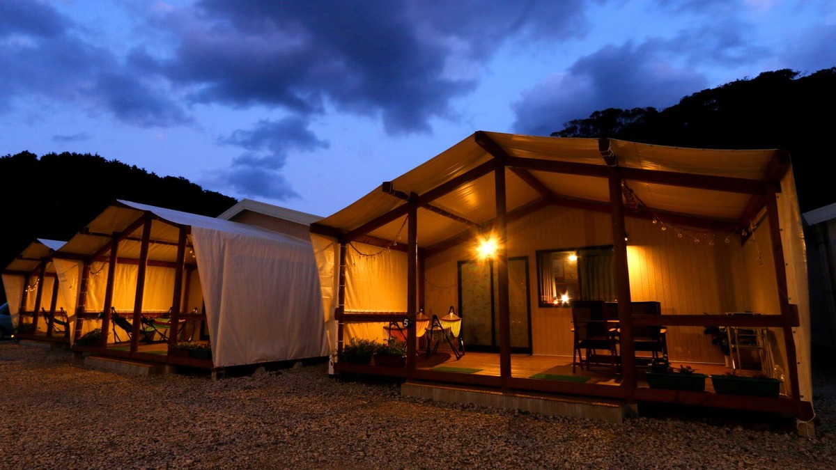 Tsushima Cabin | Sloth Glamping