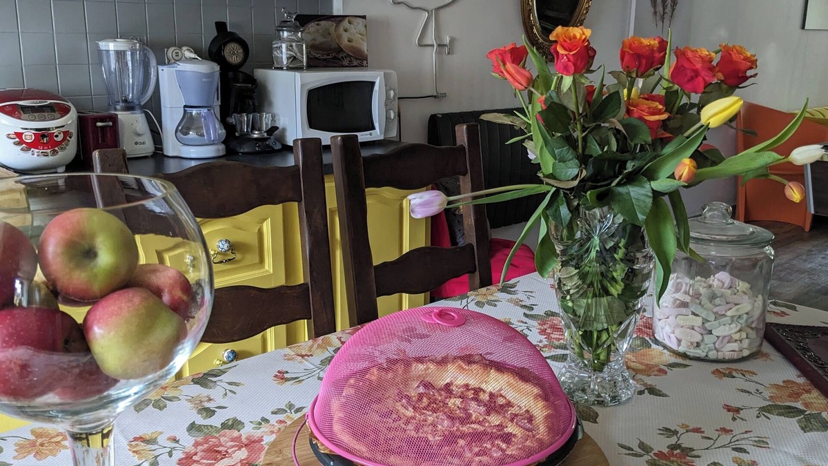 Moulins-Saint-Hubert House | Slow tourism at La Volette B&B