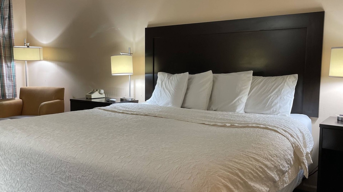 Harrisonville Hotel | Slumber Inn Of Harrisonville