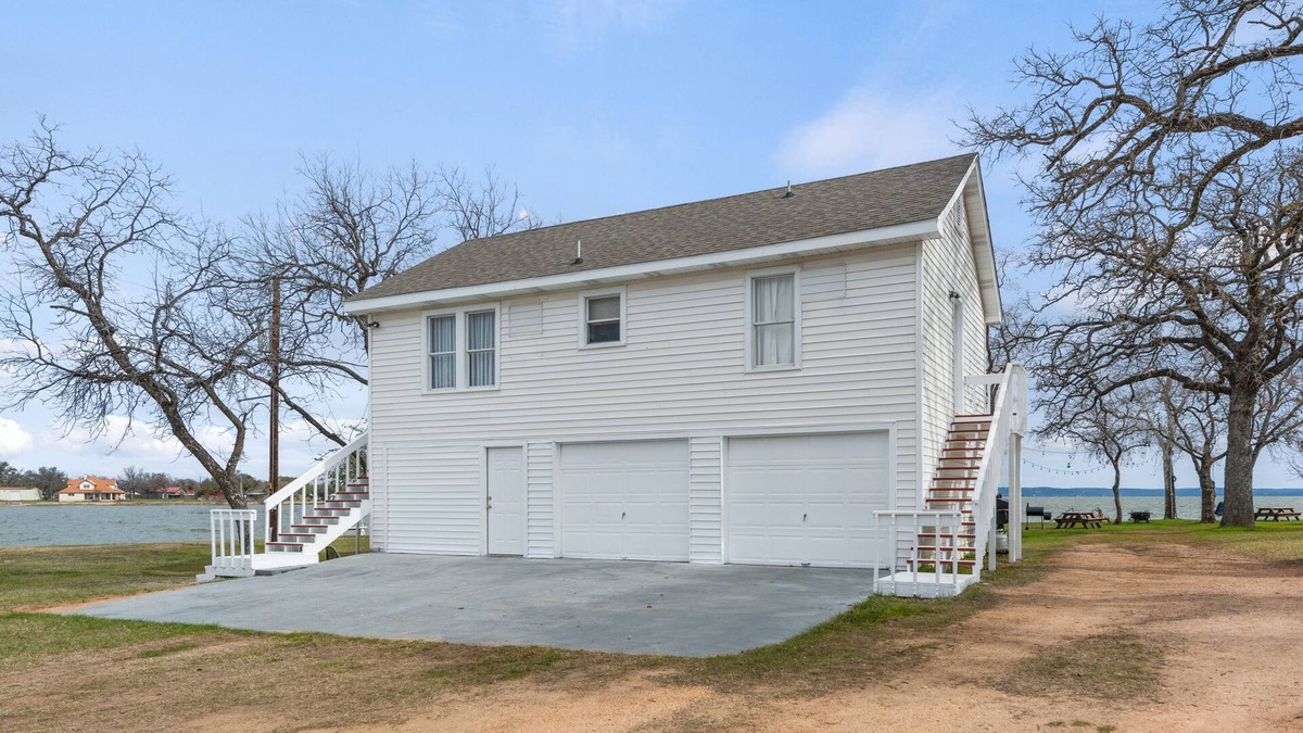Buchanan Dam House | Small but cozy apartment style lakefront home on Buchanan Dam with great views!