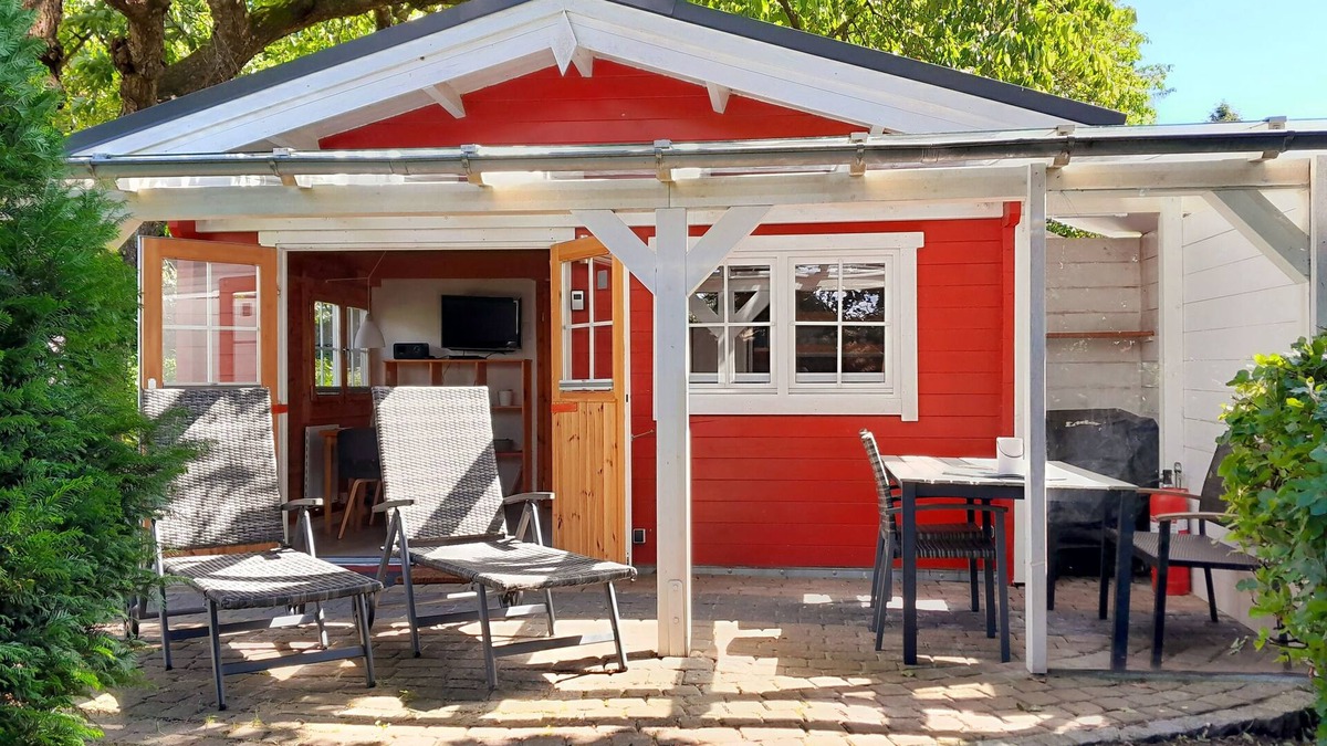 Grebin House | Small but fine – natural Swedish wooden house