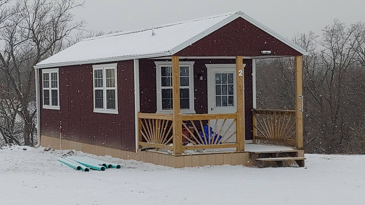 Buchanan County Cabin | Small Cabin on the Farm