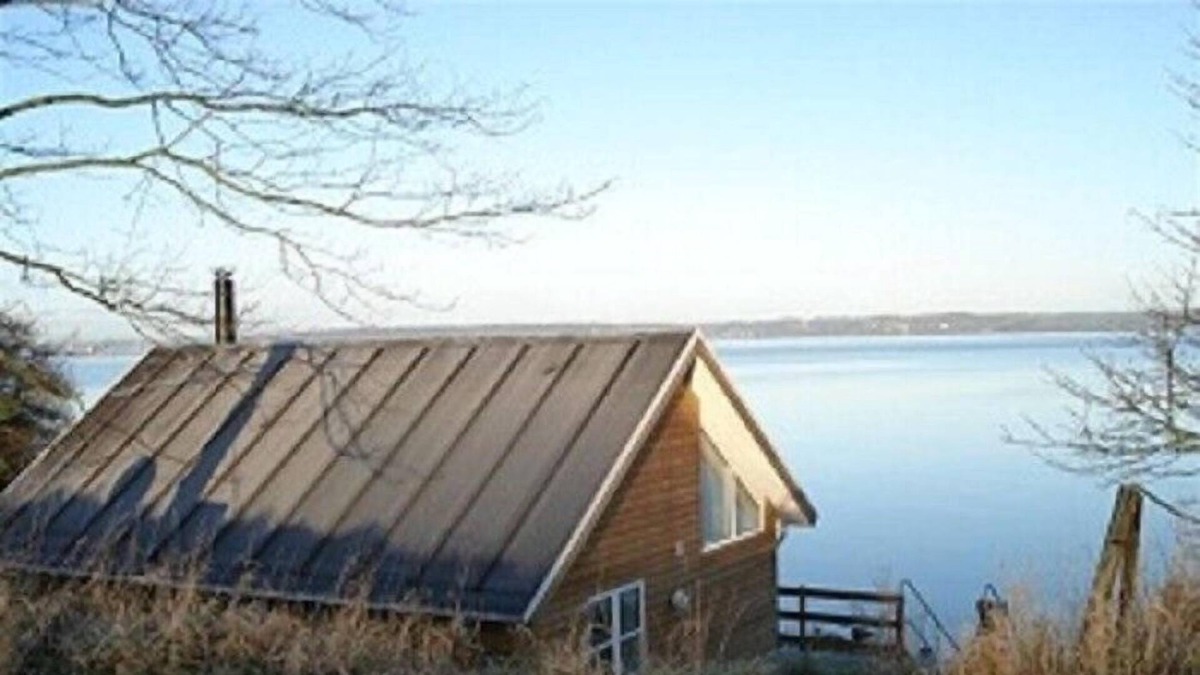 Aabenraa Cottage | Small cottage directly to the beach in the beautiful scenery
