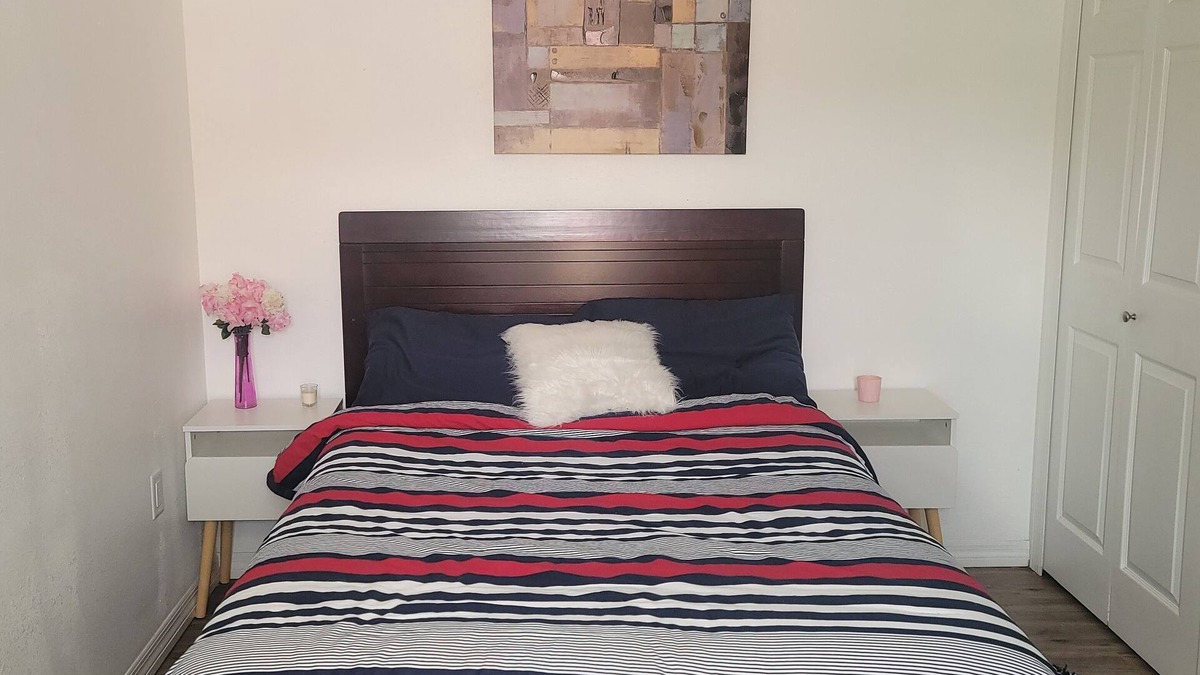 Forest City House | small, cozy and private, independent studio in an excellent location