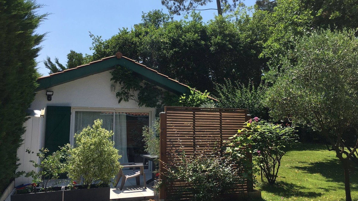 La Teste-de-Buch Apartment | Small detached house approx. 3.5 km from Arcachon